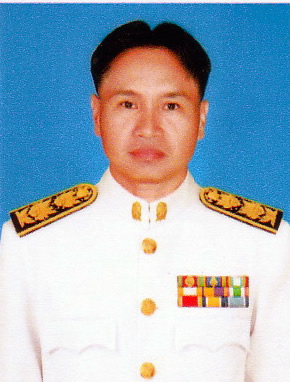 นายถาวร ลาวช่าง